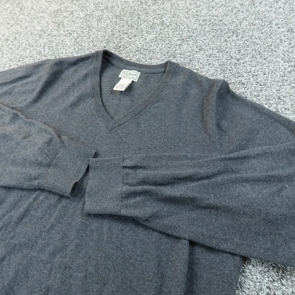 LL Bean Sweater Mens M Gray Cotton Cashmere V Neck Knit Pullover Outdoor Casual